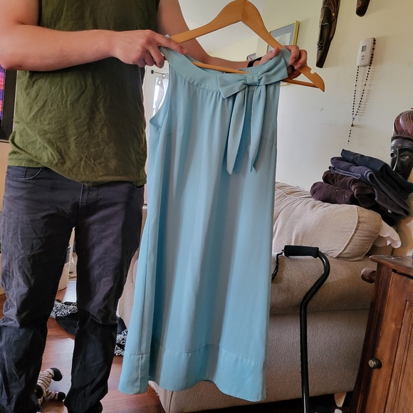 Ladies Dresses - Picture 4 of 6